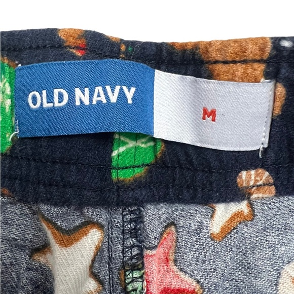 Old Navy Christmas gingerbread pajama pants, medium - Picture 5 of 5